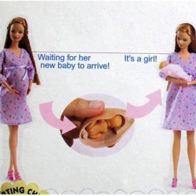 Z těhotné Barbie bylo možné dítě vyjmout, což bylo považováno za poměrně bizarní.