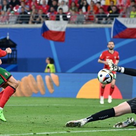 Cristiano Ronaldo a Jindřich Staněk.