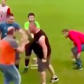 Rozčilený agresor. 