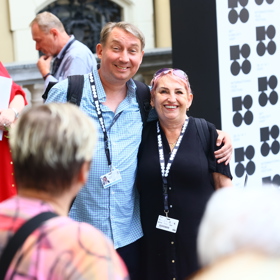 Maminka byla podle Mikluše velmi přísná a vždy mu řekla pravdu o jeho herectví.