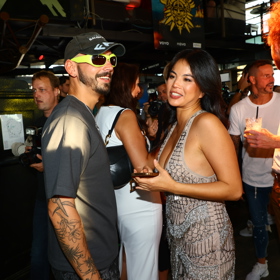 Yenifer byla samý úsměv.