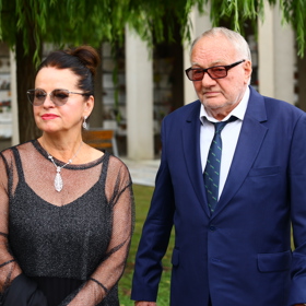 Luděk Sobota dorazil po boku své ženy Adriany.