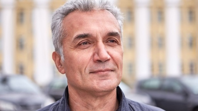 Daniel (51): Po matčině smrti slýchám a vídám neuvěřitelné věci. Mám strach, že přijdu o rozum