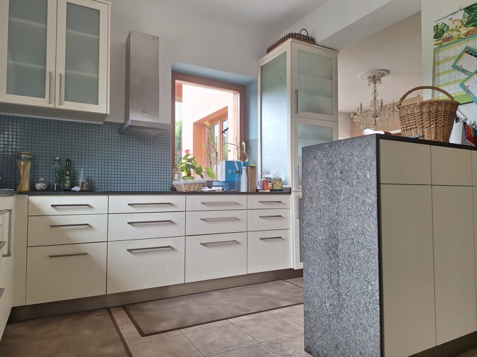 Andrea Kalivodová má kuchyň ve světlém stylu. 