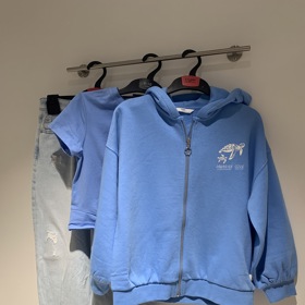 Dívčí set z Marks&Spencer v hodnotě 843 Kč.