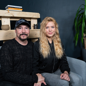 Mezi Bohušem a Lucií je téměř třicetiletý věkový rozdíl.