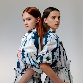 Kontroverzní, ale osobitá kolekce módního návrháře Jana Černého sklízí úspěch až za hranicemi.