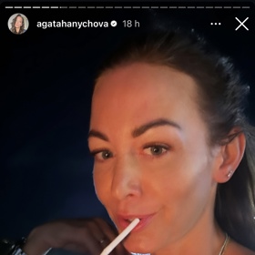 Hanychová v luxusním tílku Prada. 