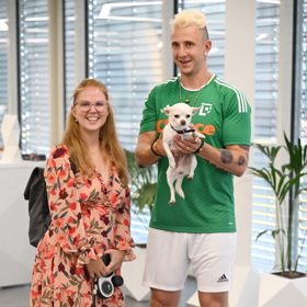 Jakub Štáfek s redakčním psem Čendou. 