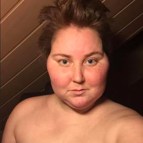 V důsledku léčby se začala Bářina tvář měnit. 