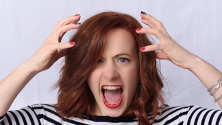 Ilona (27): Skočila jsem na drsný aprílový žert, můj přítel by si za něj zasloužil pár facek