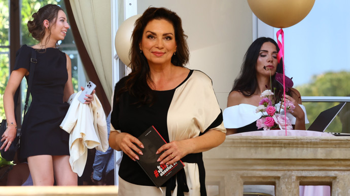 Jana Bobošíková ukázala své dvě dcery Janu a Pavlu.