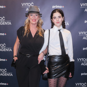 Lucie Benešová se svou dvanáctiletou dcerou Larou.