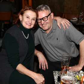 Eva Holubová s manželem, výtvarníkem Miroslavem Zdeňkem.