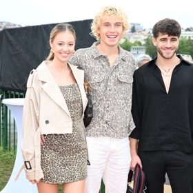 Srdíčka z Love Islandu a zároveň spolubydlící Majka, Chris a Lu.