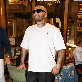 Na scéně se objeví i Rytmus. 