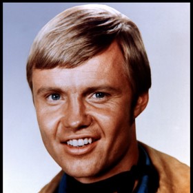 Také Jon Voight nezapře otcovství a dědečkovství svých "holek". Podobu po něm zdědila dcera Angelina Jolie...