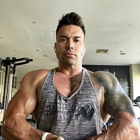 Fitness trenér Tomáš Hradecký bojoval s rakovinou jazyka.