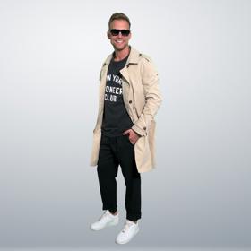 Ale i ve volnočasovém na mikině. 