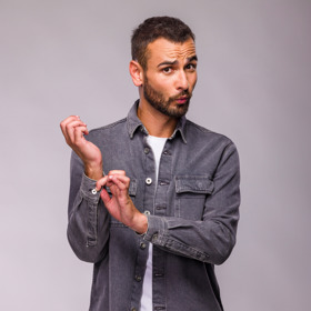 Herec Dominik Vršanský.