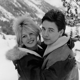 Následovala svatba s kolegou Jacquesem Charrierem, se kterým má Brigitte svého jediného potomka, syna Nicolase.