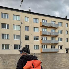 Jon Mariánek v zasažených oblastech.