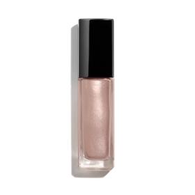 Dlouhotrvající teuté stíny, Ombre Premiere Laque, Chanel, odstín Quartz Rose, 1 000 Kč