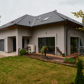 Domeček, kam se Hana Kynychová letošní podzim přestěhovala s celou rodinou