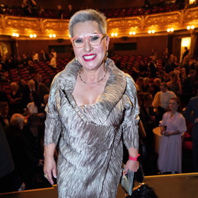 Operní pěvkyně Dagmar Pecková nás v pořadu Vítejte pozvala do svého pražského domu a ukázala nám jeho zákoutí.