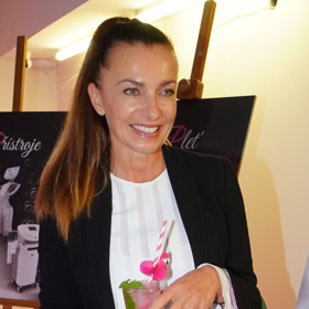 Herečka Alice Bendová chodí každý půlrok na botox.