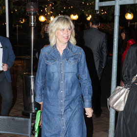 Eva Pavlová, první dáma České republiky, oblékla podzimní hit v podobě dlouhých džínových šatů košilového střihu.