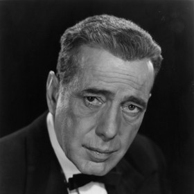 Během manželství s Mayo se Bogart zamiloval do Bacall.