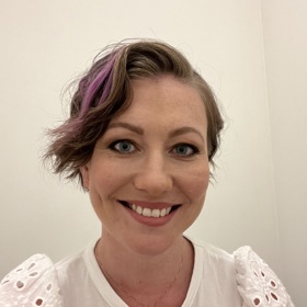 Ragbyová trenérka Jana Forst si před dvěma lety našla při kojení dcerky nádor v prsu. Podstoupila onkologickou léčbu, ale co se týče rehabilitace, narazila.