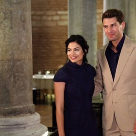 Demet Özdemir se tak dostane do pasti a sňatku naoko.