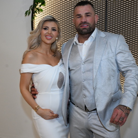 Lela a Karlos mají tři děti.