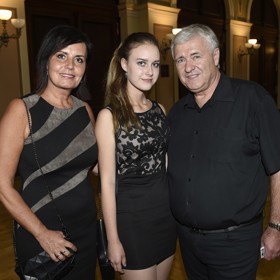 Václav Ševčík a Eva Adams mají krásnou dceru Evičku.