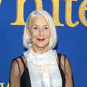 Na perly se spolehla při výběru doplňků také herečka Helen Mirren.