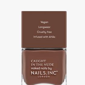 Lak na nehty, Caught in the Nude, odstín Maledives Beach, Nails Inc., 259 Kč