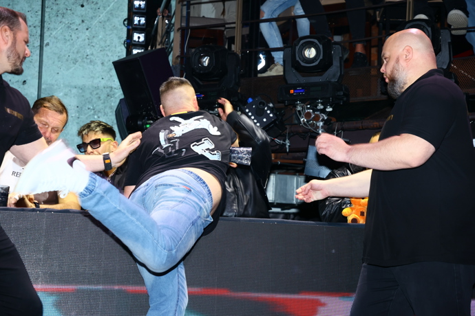 Vyhrocený moment na tiskovce Clash of the Stars 10. 