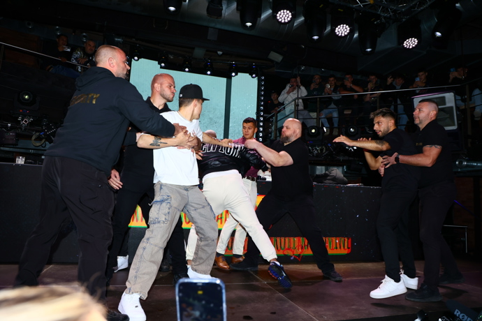 Marek Valášek se s bráchou Matějem pustili do svých soupeřů. 