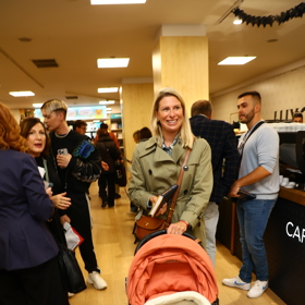 Andrea Sestini Hlaváčková dorazila na křest knihy. 