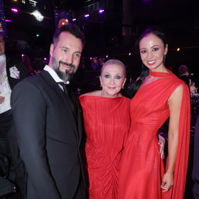 Václav Noid Bárta s manželkou Eliškou, kterou pro Českého slavíka oblékala návrhářka Petra Brzková.