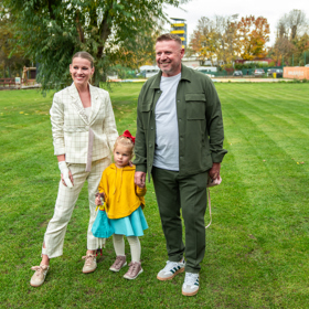 Michaela Štiková se svým manželem a dcerou Anežkou.