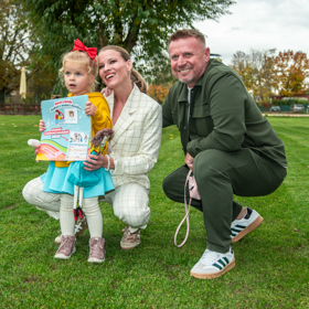 Anežka se objeví v charitativním kalendáři Karol a Kvído, který vychází ve prospěch nadace.