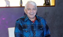 Jiří Krampol slaví narozeniny.