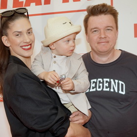 Jiříkovým otcem je scenárista Petr Kolečko.