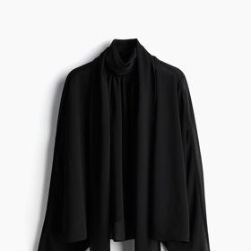 Blůza s vázačkou, H&M, 719 Kč