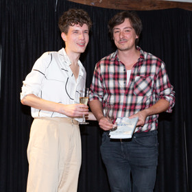 Rozchod mají za sebou také Matěj Stropnický s hercem Danielem Krejčíkem. Podle Blesku za ním stojí nevěra ze strany bývalého předsedy Zelených.