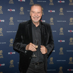 Zpěvák Štefan Margita si nenechal ujít večírek Českého slavíka.