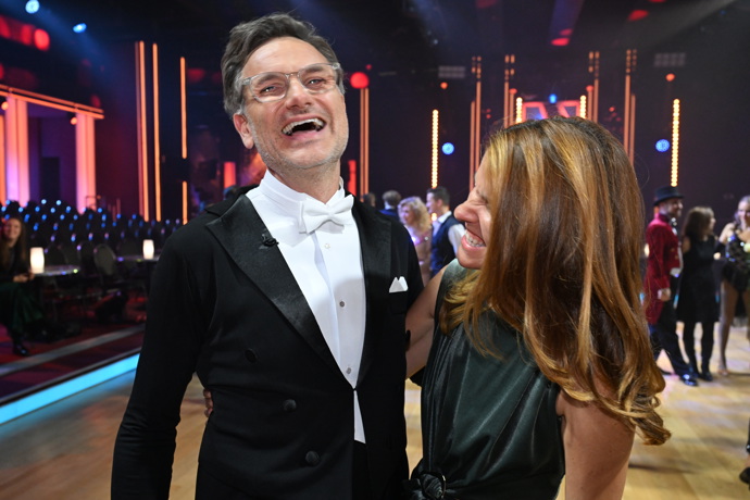 Bylo vidět, že spisovatel se na parketu upřímně bavil.